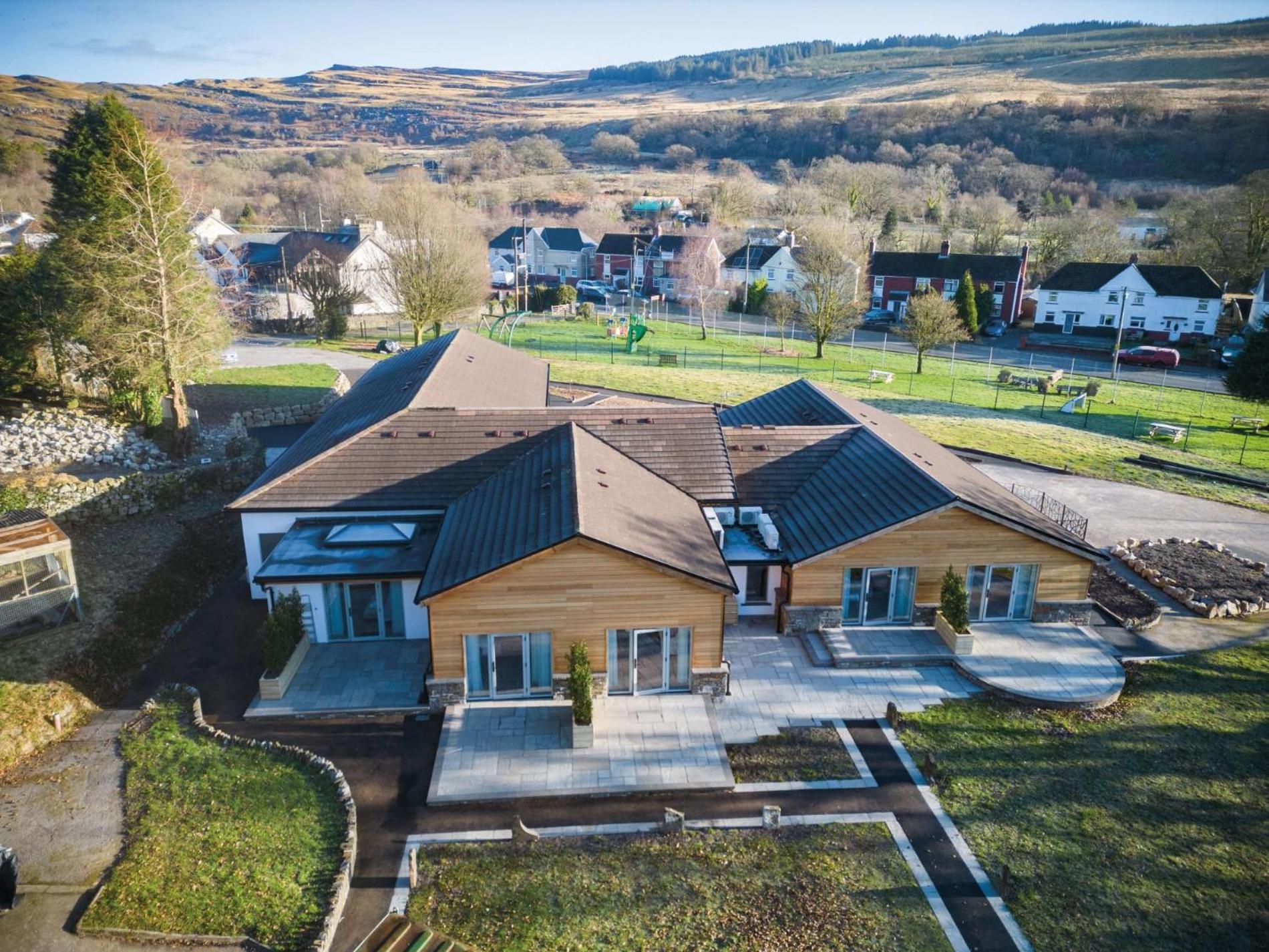 Suite 5 - Sleeping Giant Hotel - Pen Y Cae Inn Brecon Bagian luar foto